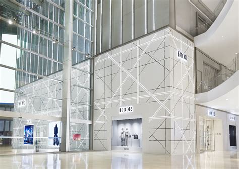 dior kuala lumpur website.